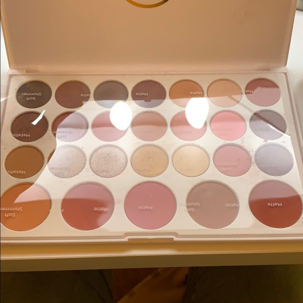 Bh cosmetics eyeshadow
